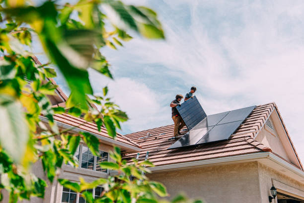 Best Roof Gutter Cleaning  in Delaware, OH